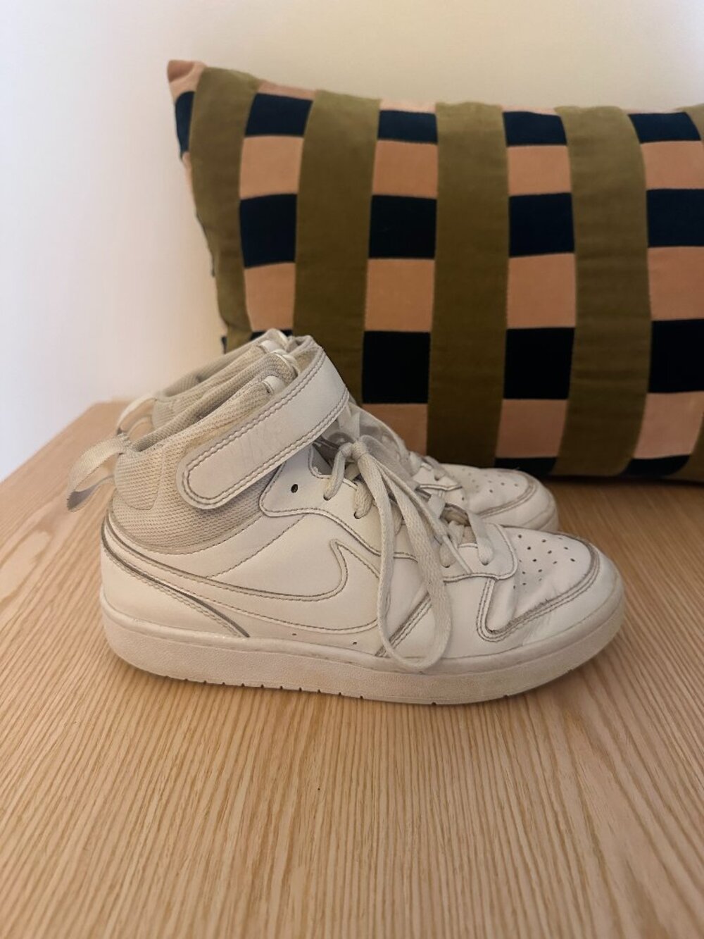 Nike Court Borough Mid 2 Shoes - Size 4.5Y